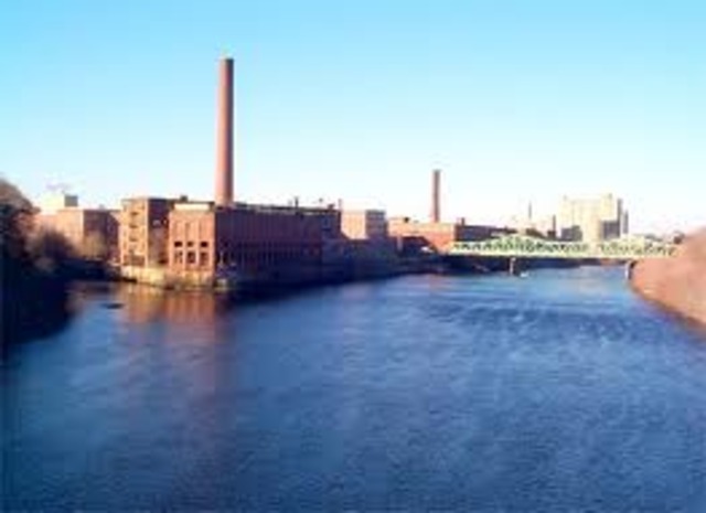 francis Lowell modern textile factory in Massachusets