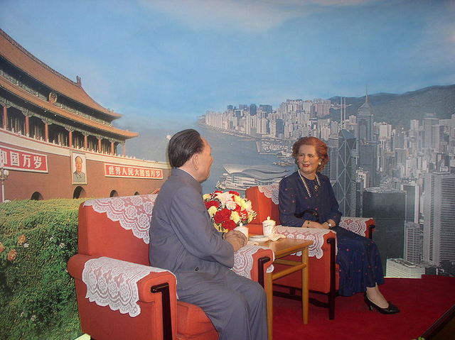 Signing the Sino-British Joint Declaration