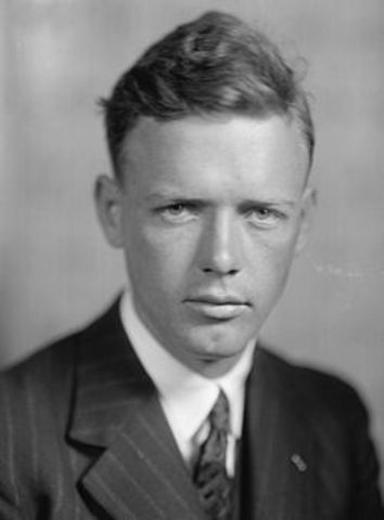 Charles Lindbergh flies across Atlantic