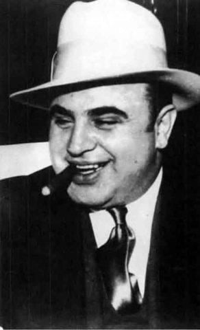 Al Capone takes over Chicago
