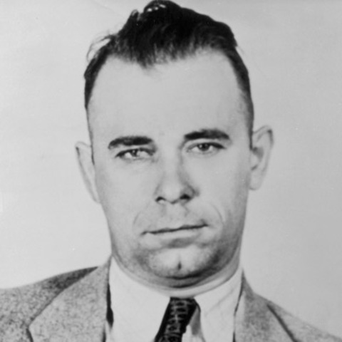 Police kill John Dillinger