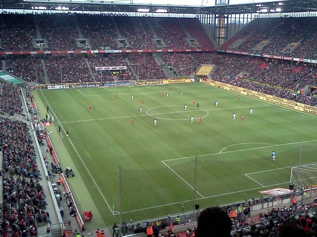 Köln spielt sich wieder zum Abstieg