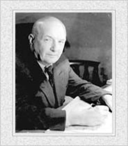 Д. Н. Насонов  установил участие комплекса Гольджи в выработке секретов и других веществ в гранулярной форме