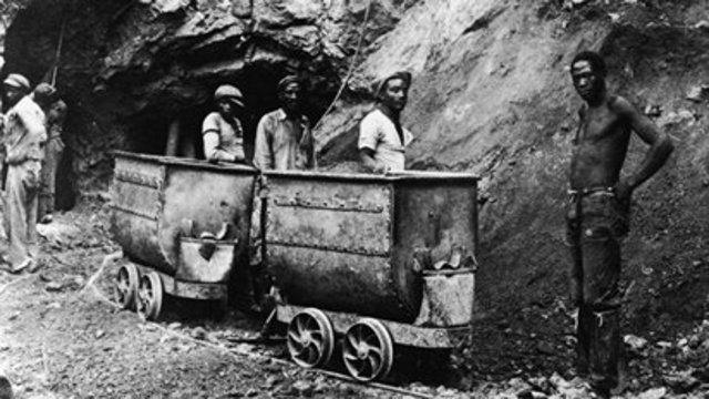 people left the Cape colony and headed east in a movement