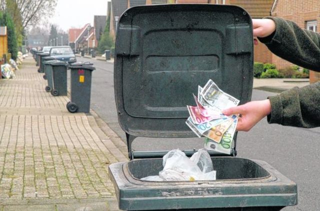 Teure Müll-Experten