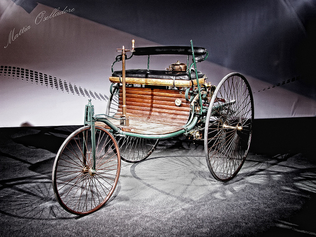 Benz Motorwagon is the first commercially available automobile