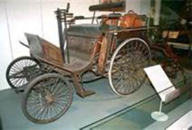 Lancaster builds one of first petrol car in UK