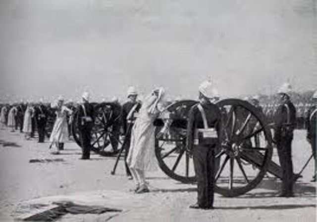 East India Company collapses due to Sepoy Rebellion, British Raj begins