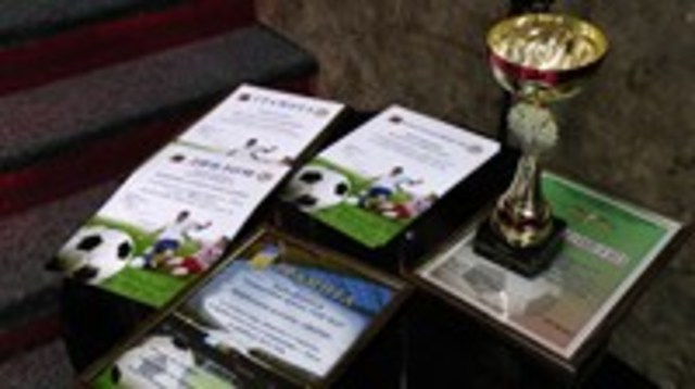 В Керчи лучшим футбольным клубом года стал "Портовик"