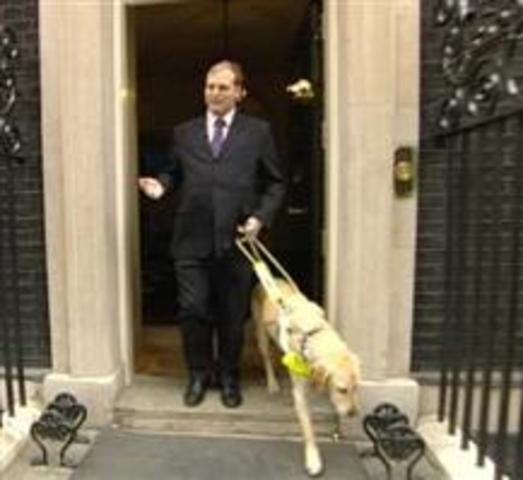 Muslim cab driver refuses guide dog in Letchworth