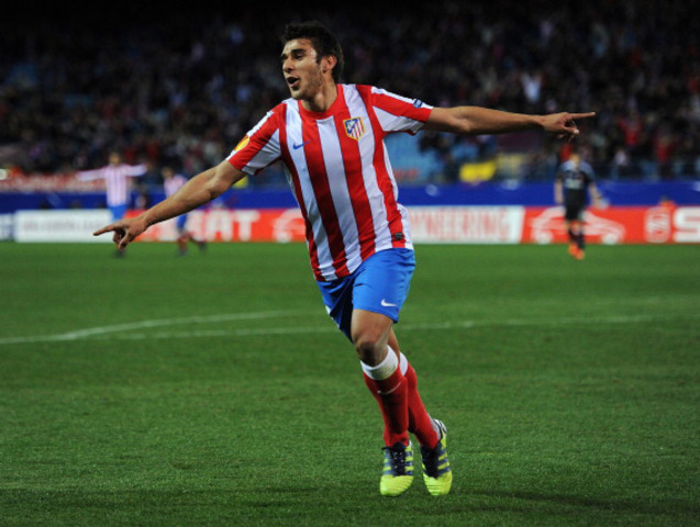 Salvio salvó al Atleti bajo la campana