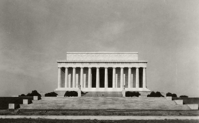 Lincoln Memorial dedicated