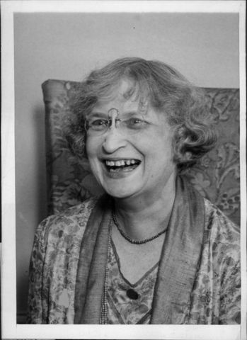 Mary Ware Dennett Writes "The Sex Side of Life"