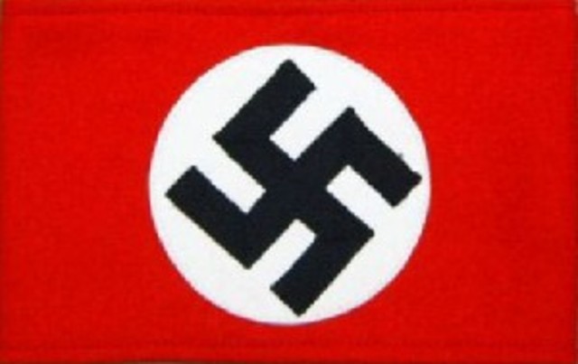 Himmler wordt lid van de NSDAP