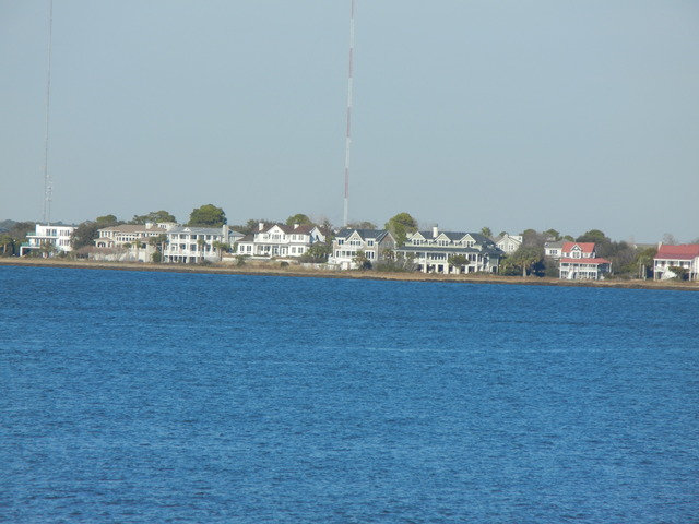 Confederacy controls military