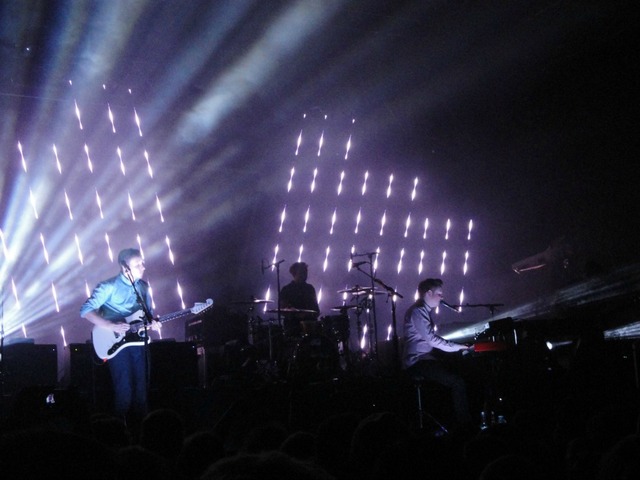 Je suis allée à mon deuxième concert "Two Door Cinema Club"