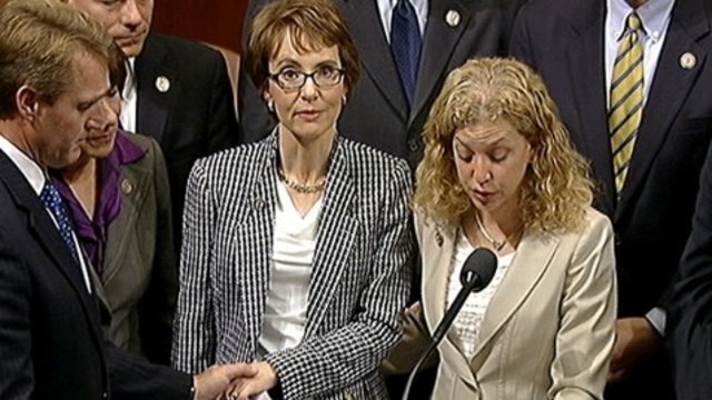 Giffords Steps Down From Congress