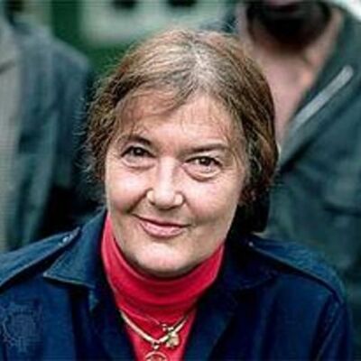 Timeline: Dian Fossey
