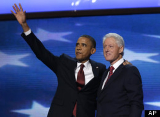 Barrack Obama becoms democratic nominee.