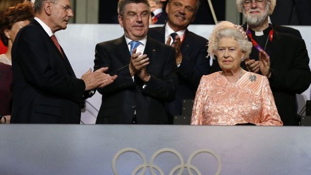Queen Elizabeth 2 Opens the London Olympics