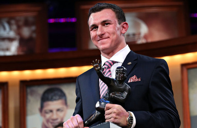 Johnny Manziel Wins the Heisman Trophy