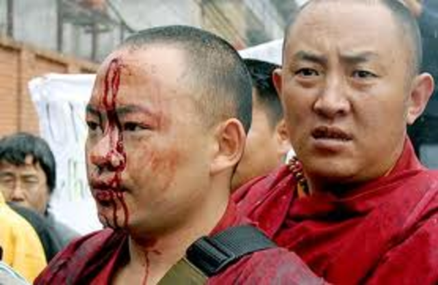 A Tibetian Monk is Shot Dead in Sichnan,China