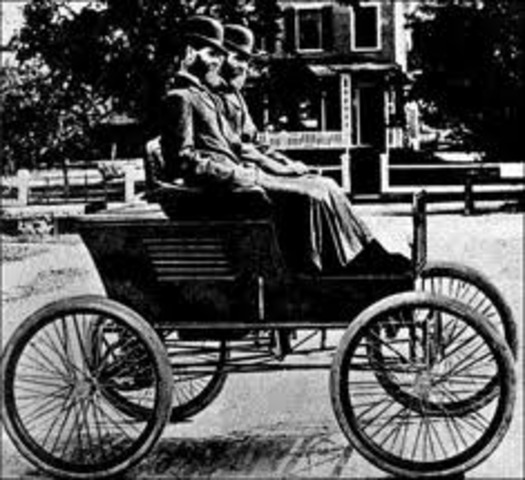 the first gasoline - powered automoblie