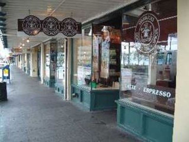 First STARBUCKS shop