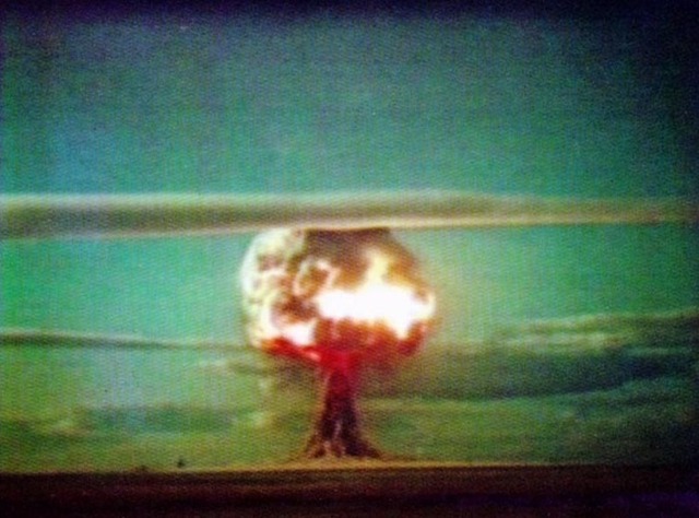 первое ядерное испытание Франции