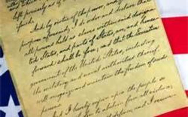 Lincoln issues Emancipation Proclamation