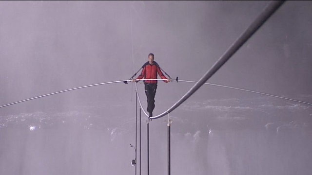Nick Wallenda Becomes The First Person To Walk Across Niagra Falls