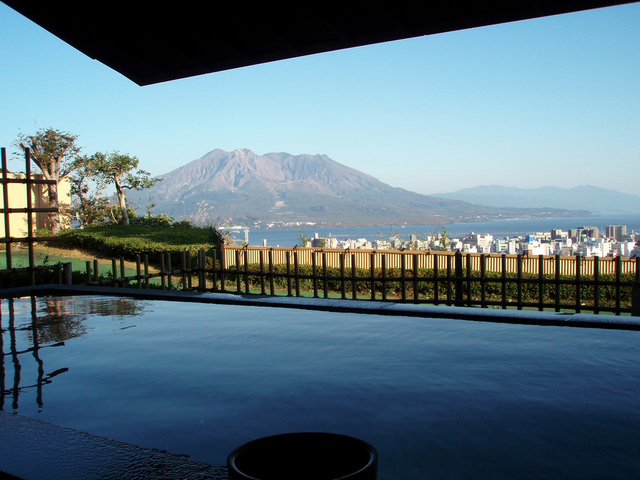 popular hot springs place