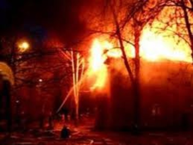 A fire at a prison in Comayagua, Honduuras kills 360.