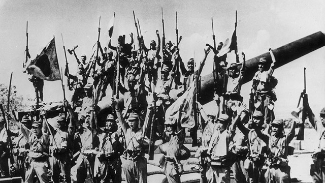 US forces return to recapture the Philippines