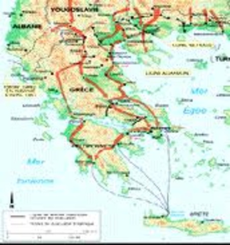 Italy invade Greece from Albania