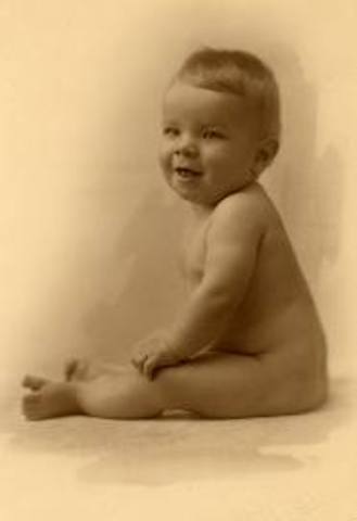 Bill Rosenberg, the founder of Dunkin Donuts