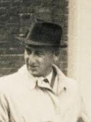 Hermann van Pels is born