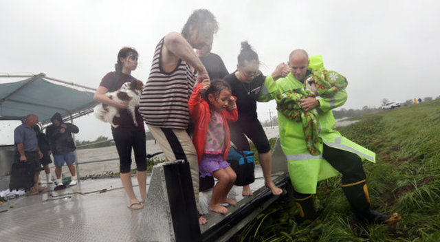 Hurricane Issac Hits Gulf Coast