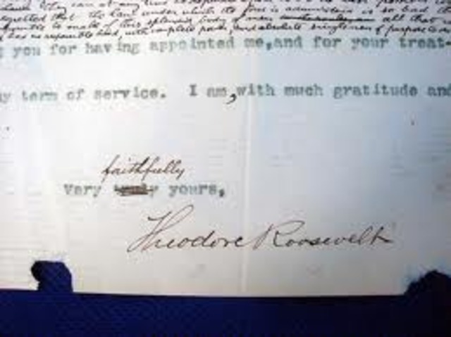 theodore roesevelt resigns as secretary or navy