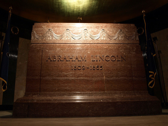 Abraham Lincoln Dies
