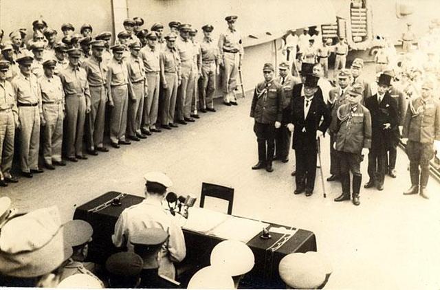 Emperor Hirohito announces surrender of Japan