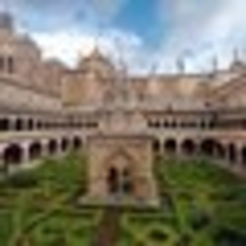 Alfonso VIII de Castilla funda Plasencia