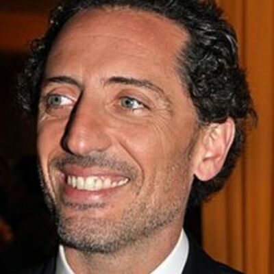 Timeline: Biographie