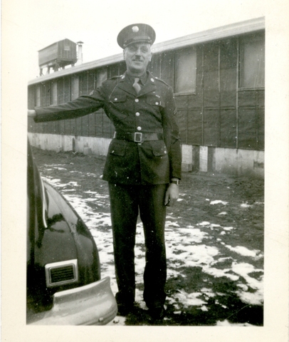 First American forces arrive in Great Britain