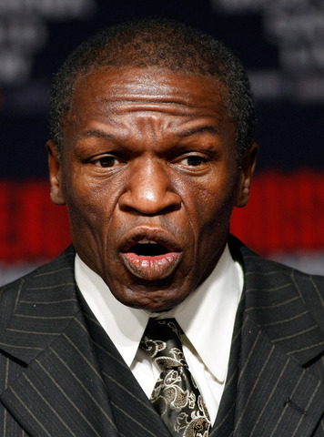 Floyd Mayweather Sr., imprisoned since 1994 for drug trafficking, returns as trainer, replacing brother Roger.
