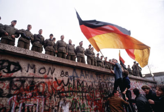 Berlin Wall Rises