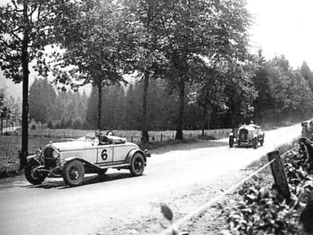 First Signs of Stock Racing