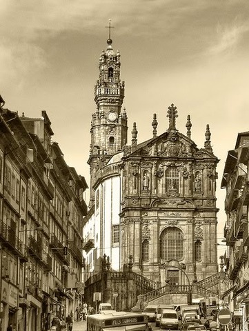 23 de Junho de 1732 - construção da Igreja dos Clérigos