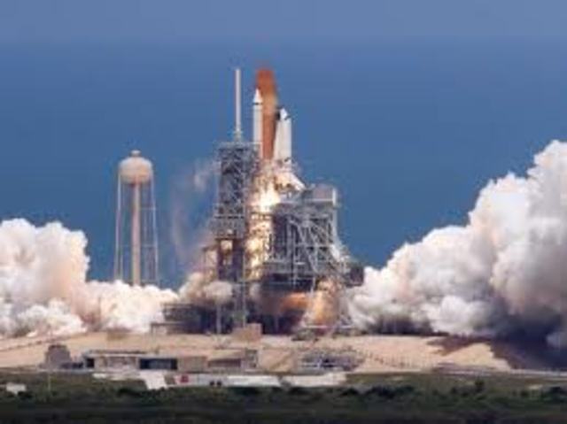 Lanched space shuttle