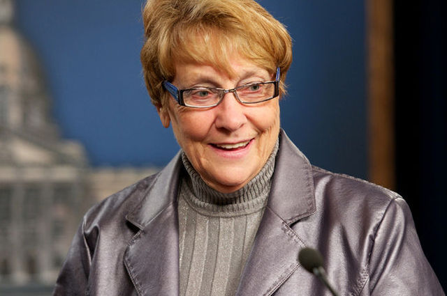 Bridget Pastoof, local MLA Vosits 6GLE and 6WI